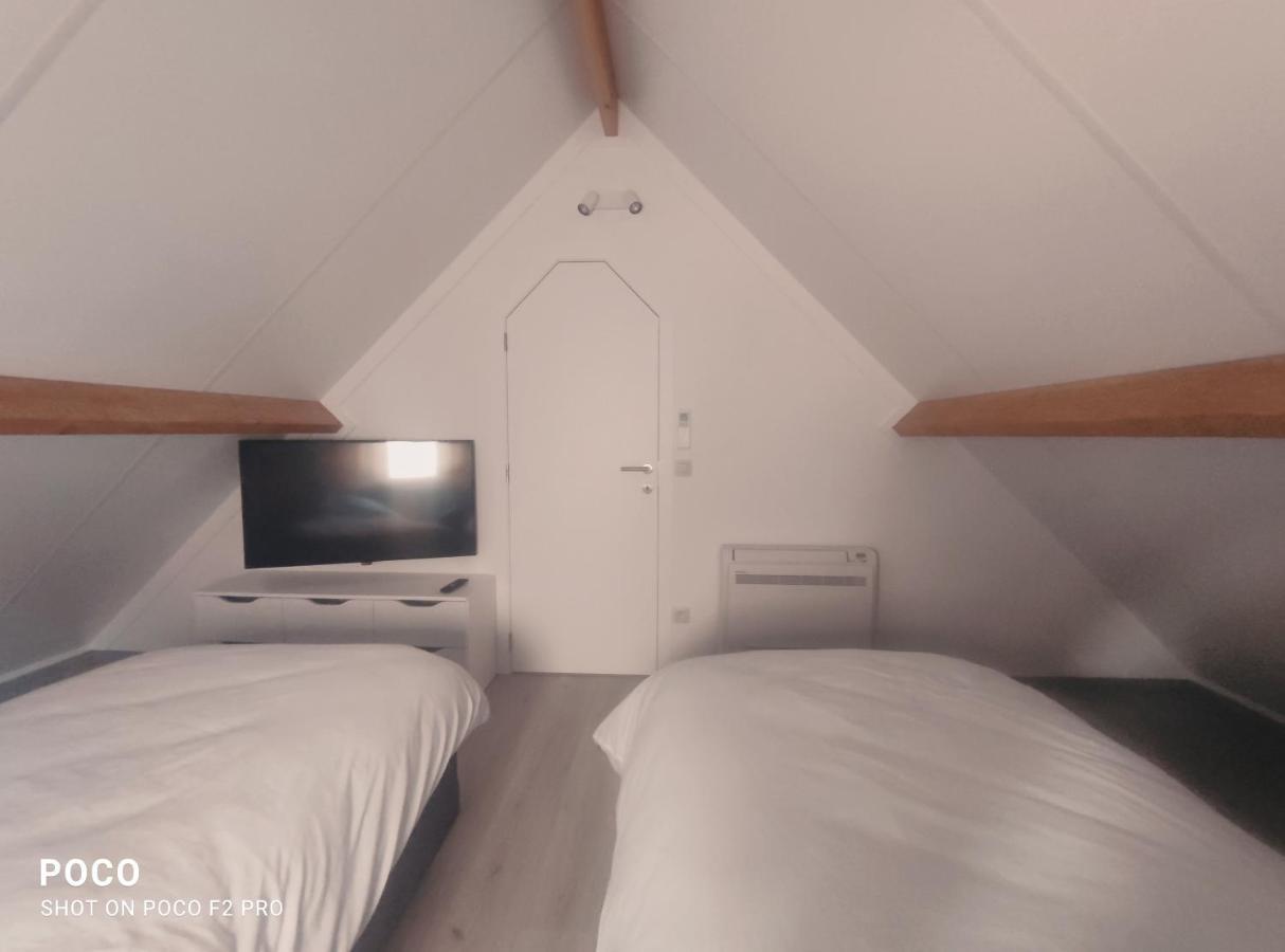 Vakantiewoning Polderhuis 10, Airco En Verwarming In Alle Kamers, Prive Parkeerplaats En Afgesloten Tuin Коксейде Экстерьер фото