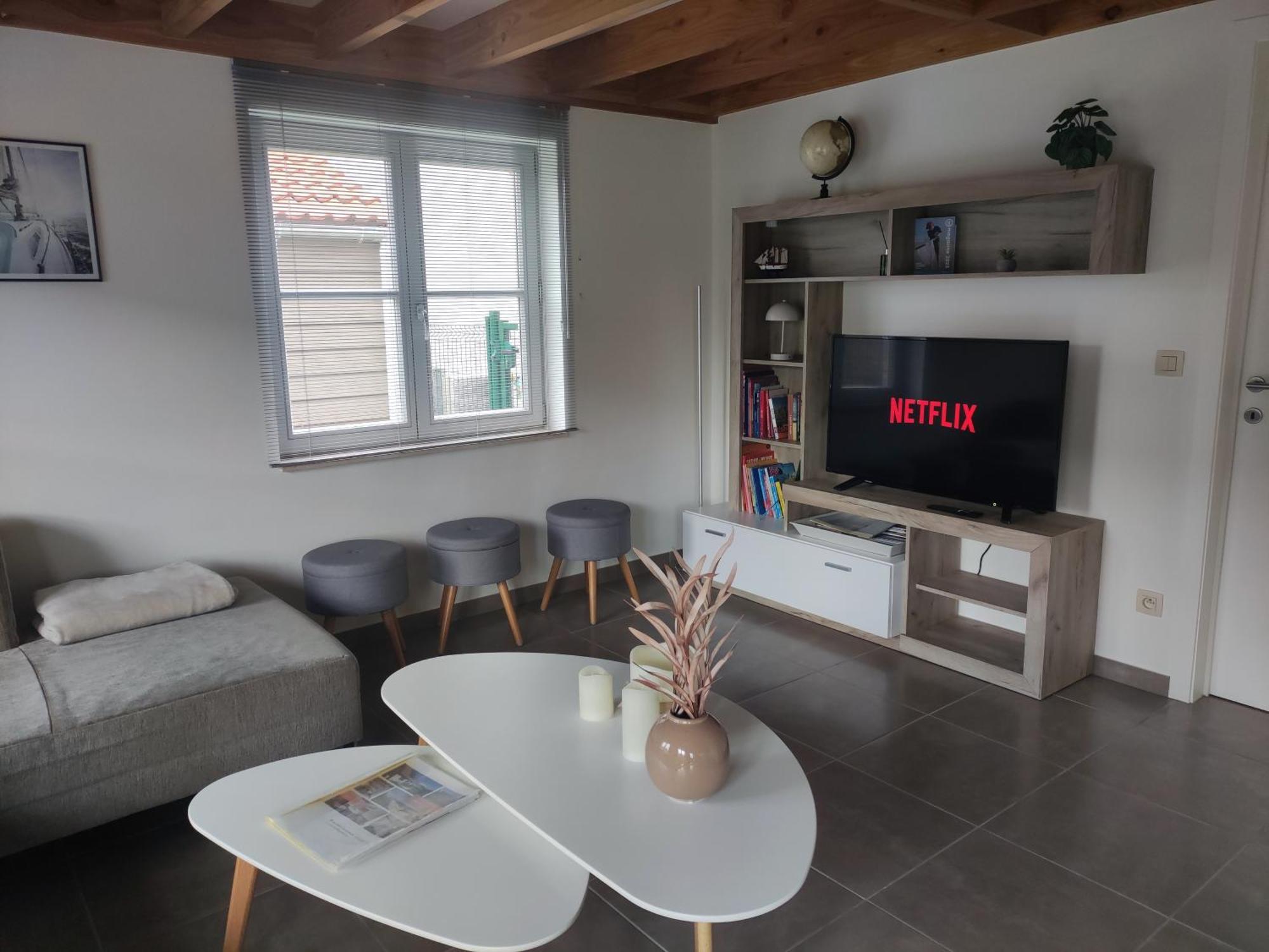Vakantiewoning Polderhuis 10, Airco En Verwarming In Alle Kamers, Prive Parkeerplaats En Afgesloten Tuin Коксейде Экстерьер фото